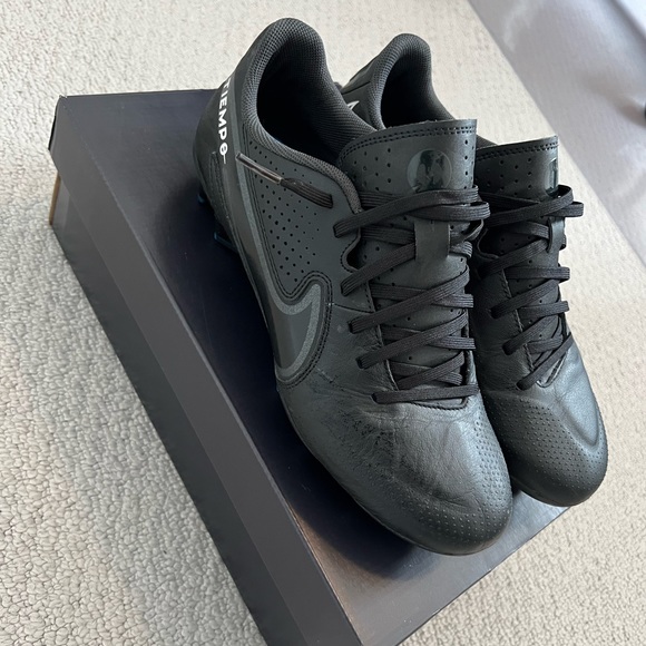 Nike Men's/Women's Tiempo Legend 9 Academy Extra Narrow Firm Gro - Picture 2 of 7